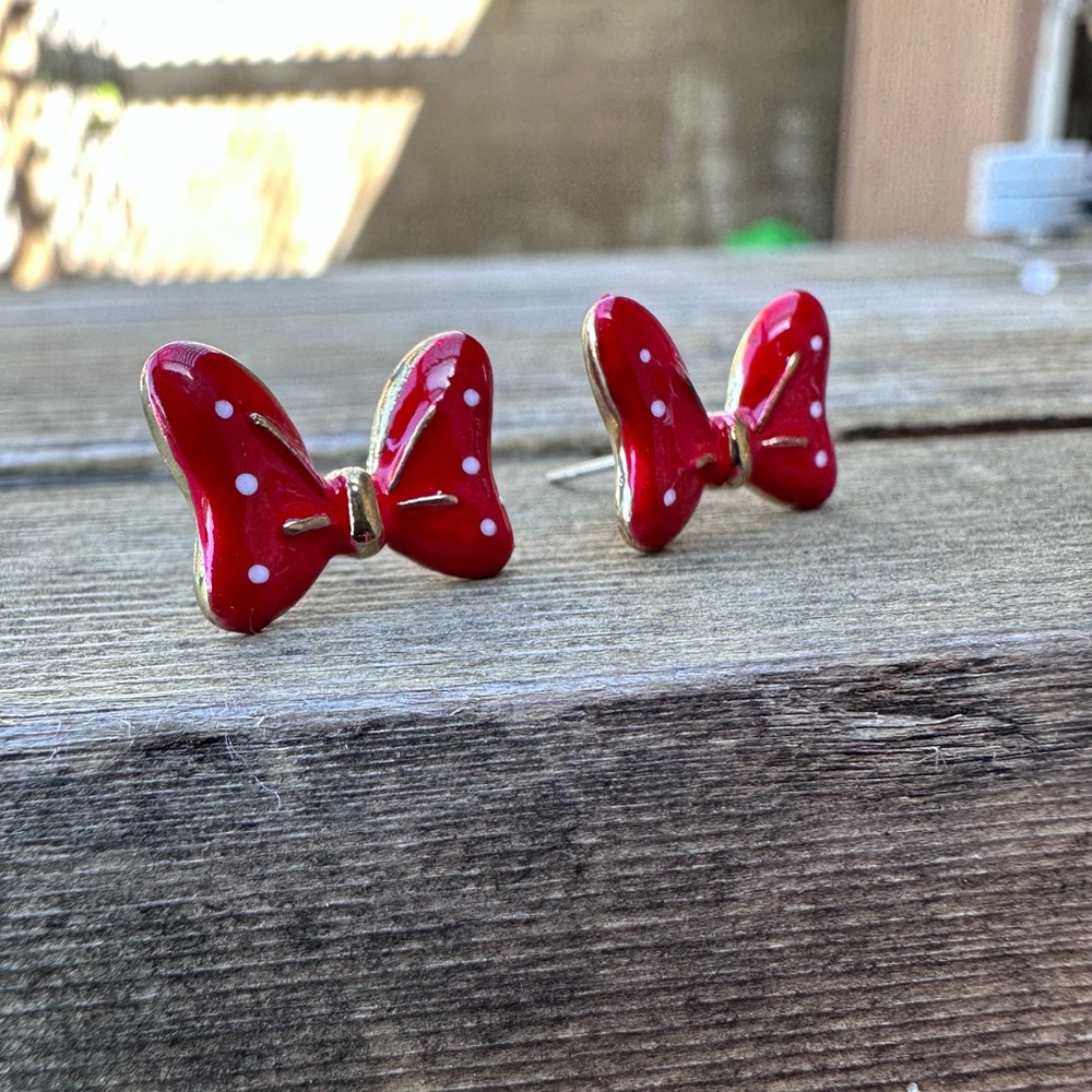 MINNIE MOUSE Red Bow EARRINGS With Gift Bag